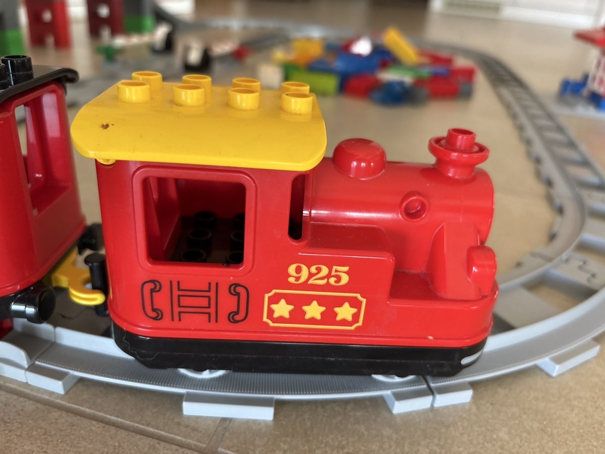 Lego Baukästen: Train Duplo intelligent + rails (Couleurs & Bluetooth) – Gebraucht aus Lausanne von pabernard 1