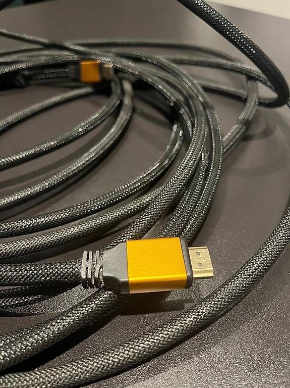 Cavi: Premium 10m HDMI Kabel – Usato da Bäch SZ venduto da Mastergevin