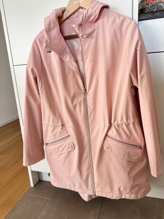 Raincoat (Rainjacket)