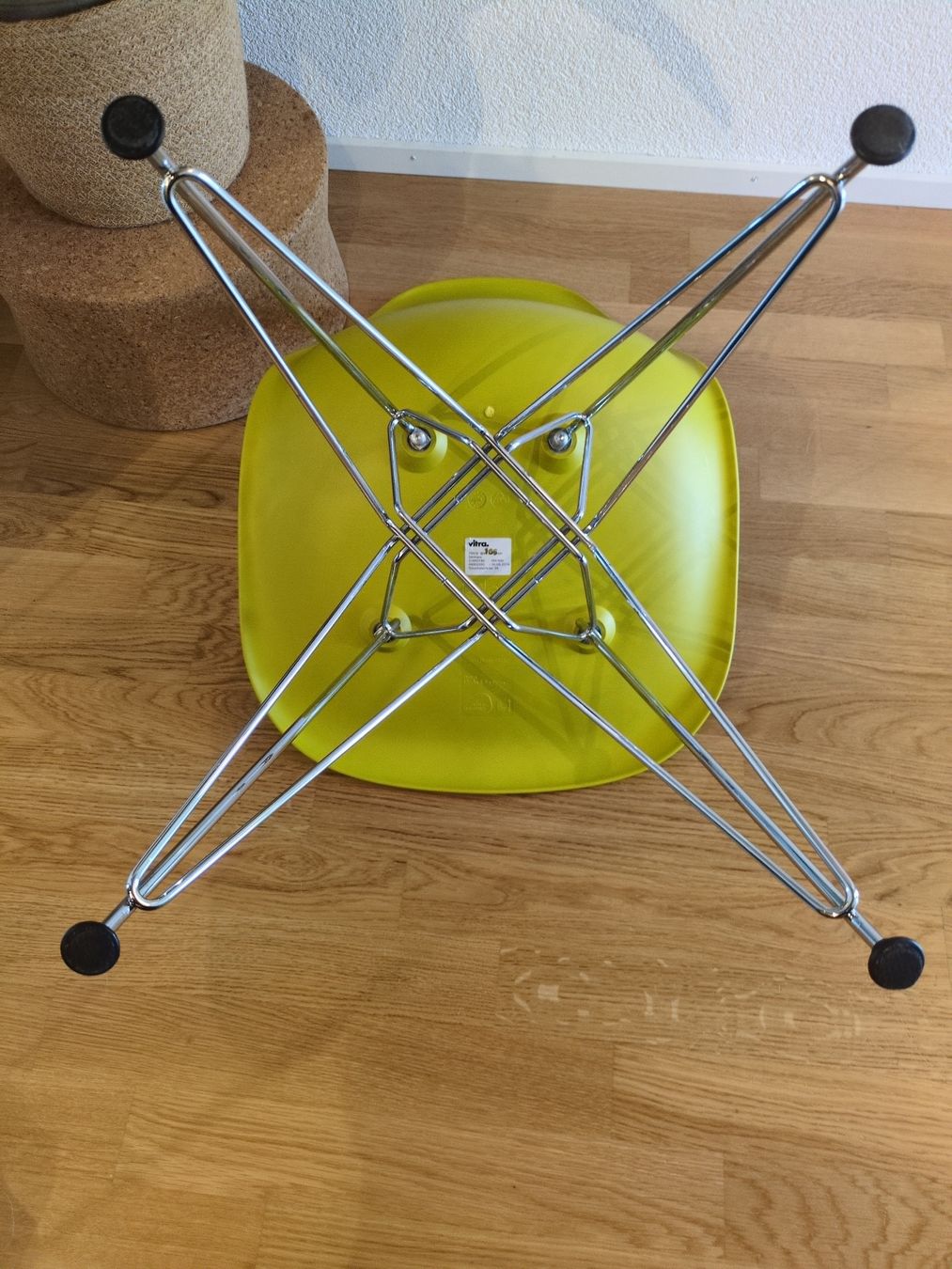 Vitra Sedie: Original Eames Plastic Side Chair DSR Farbe 34 – Usato da Horgen venduto da jen_x8fv 4