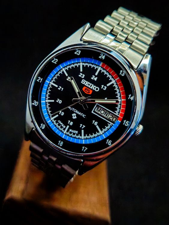 🔥 SEIKO 5 AUTOMATIC VINTAGE RACING DIAL 24 DAY DATE 38MM (Gebraucht) in ...
