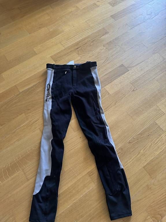 Pantalons: Equilibre Kinderreithose – D'occasion à Kradolf par ij5