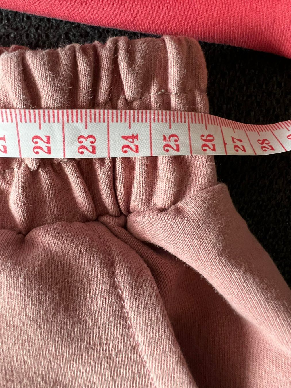 Anzüge & Kostüme: Rosa Anzug S/XS – Gebraucht aus Riehen von edu_92w7 1