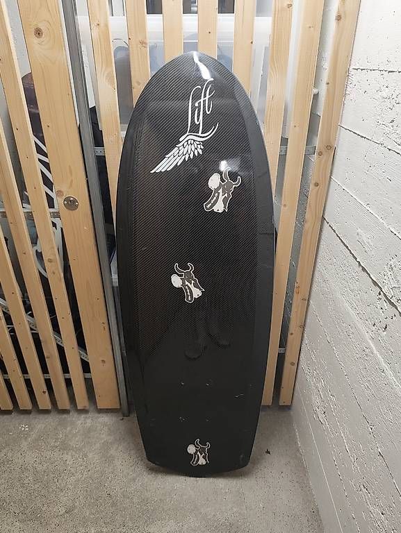 Tavole da surf e di nuoto: Wingfoil/Pumpfoilboard von Lyft – Usato da Bern venduto da GoldenHornet88 2