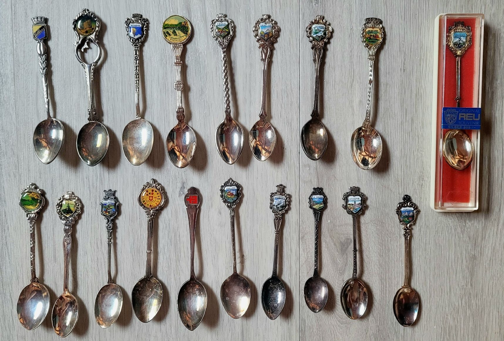 Löffel: Petites cuillères de collection, en argent – Neu (gemäss Beschreibung) aus Moudon von elsa010