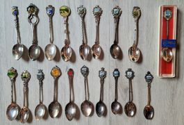 Petites cuillères de collection, en argent
