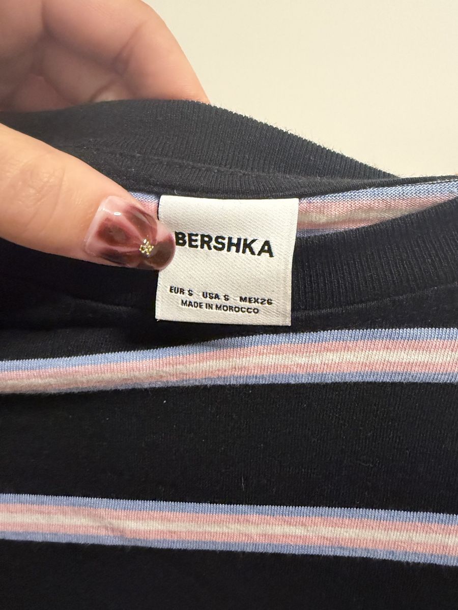 Bershka Lotti di vestiti: Bershka Oberteile – Usato da Eggerberg venduto da nicolas.wasmer 1