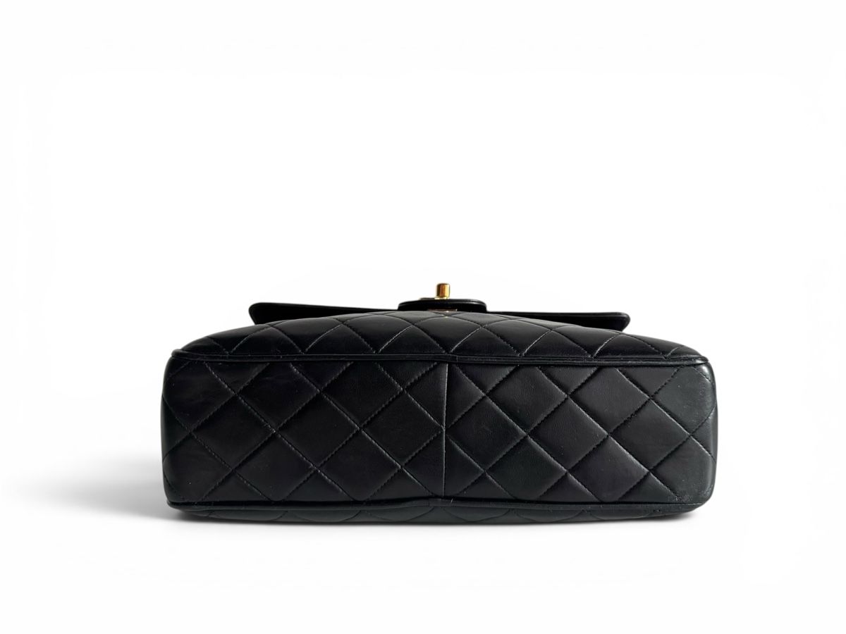 Chanel Borse da donna: Chanel Lambskin Quilted Flap Camera Tassel Case Tasche – Usato da Kriens venduto da hannaandkiko 5