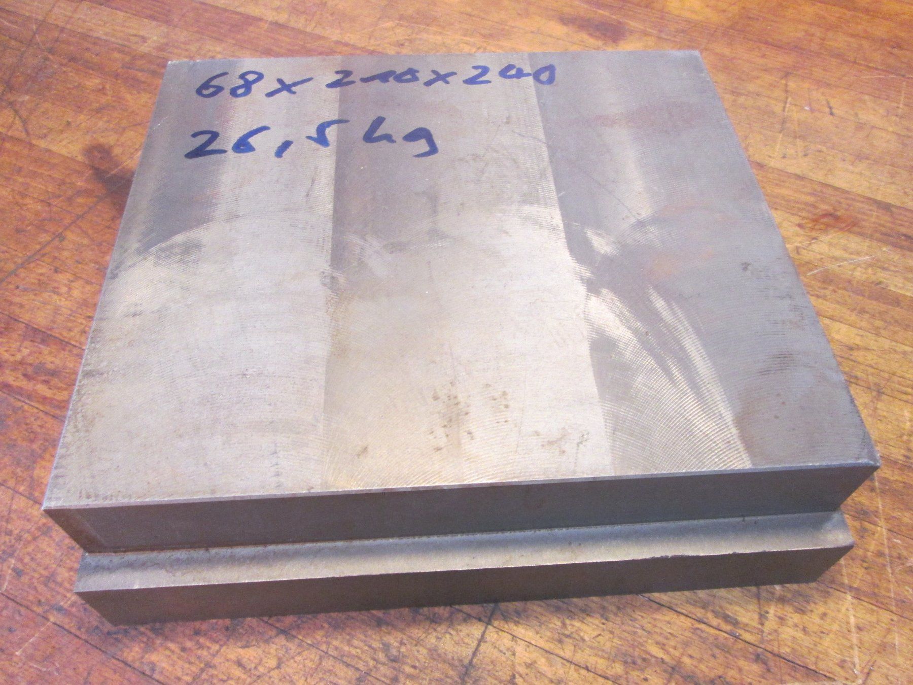 Altro per industria metallurgica: GG25 Grauguss 68 x 210 x 240mm – Nuovo (secondo la descrizione) da Steffisburg venduto da Schwabis 4