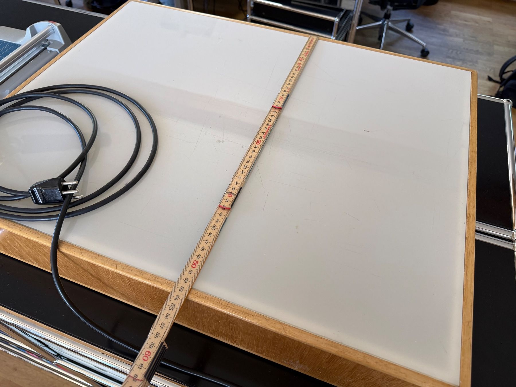 Tische: Leuchttisch – Gebraucht aus Bern von Michael_Karli 2
