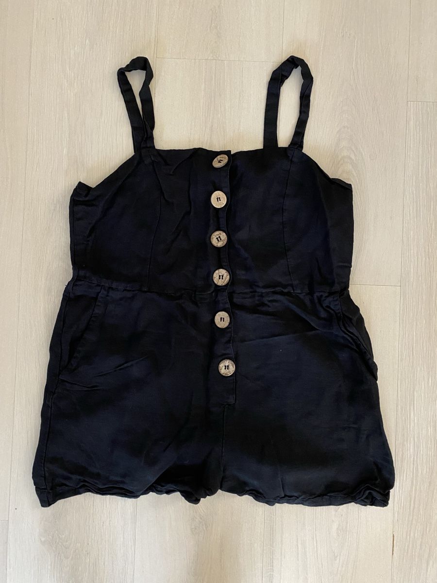 Mango Tute: Combinaison short / combishort noir taille L Mango – Nuovo (secondo la descrizione) da Collonge-Bellerive venduto da tan_rn2p