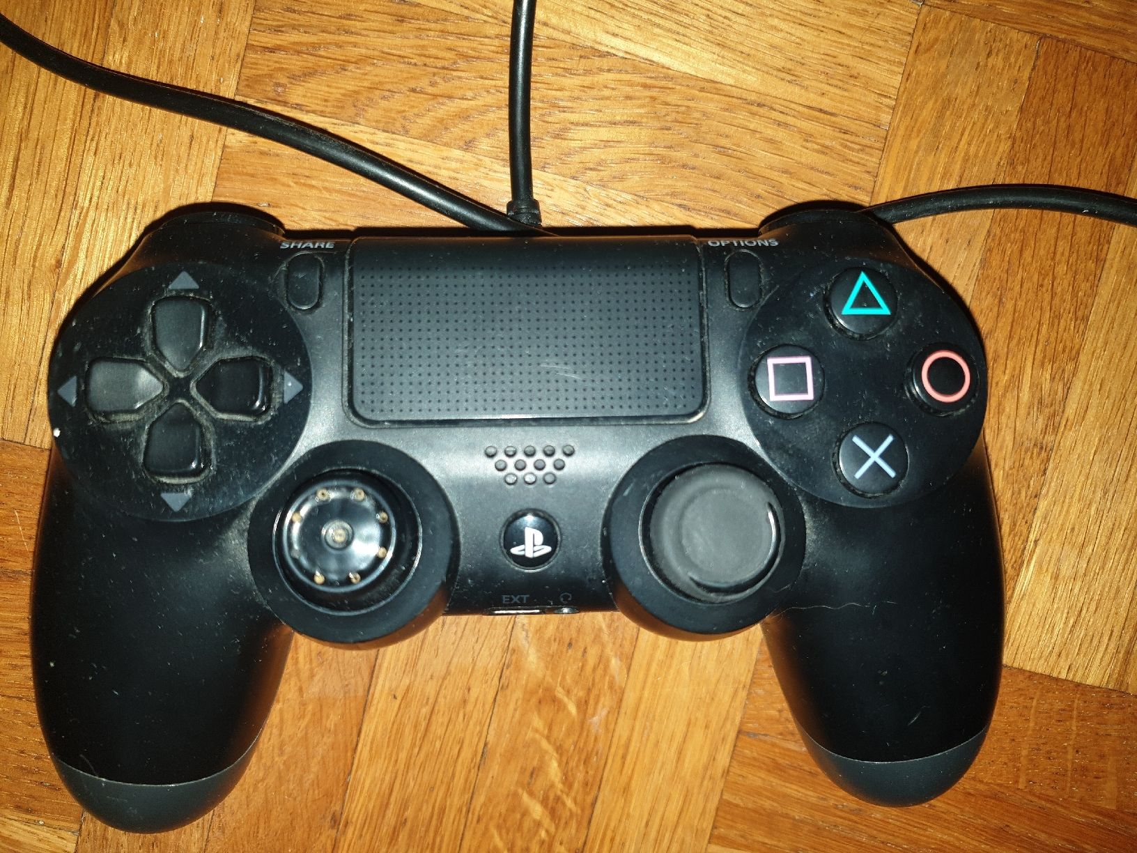Sony Konsolen: Playstation 4 Pro 1TB Konsole  – Gebraucht aus Wald ZH von Walder8636 4