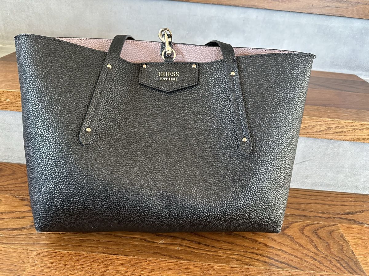 Guess Borse da donna: Guess Damentasche – Usato da Heitenried venduto da Tannenbaum25