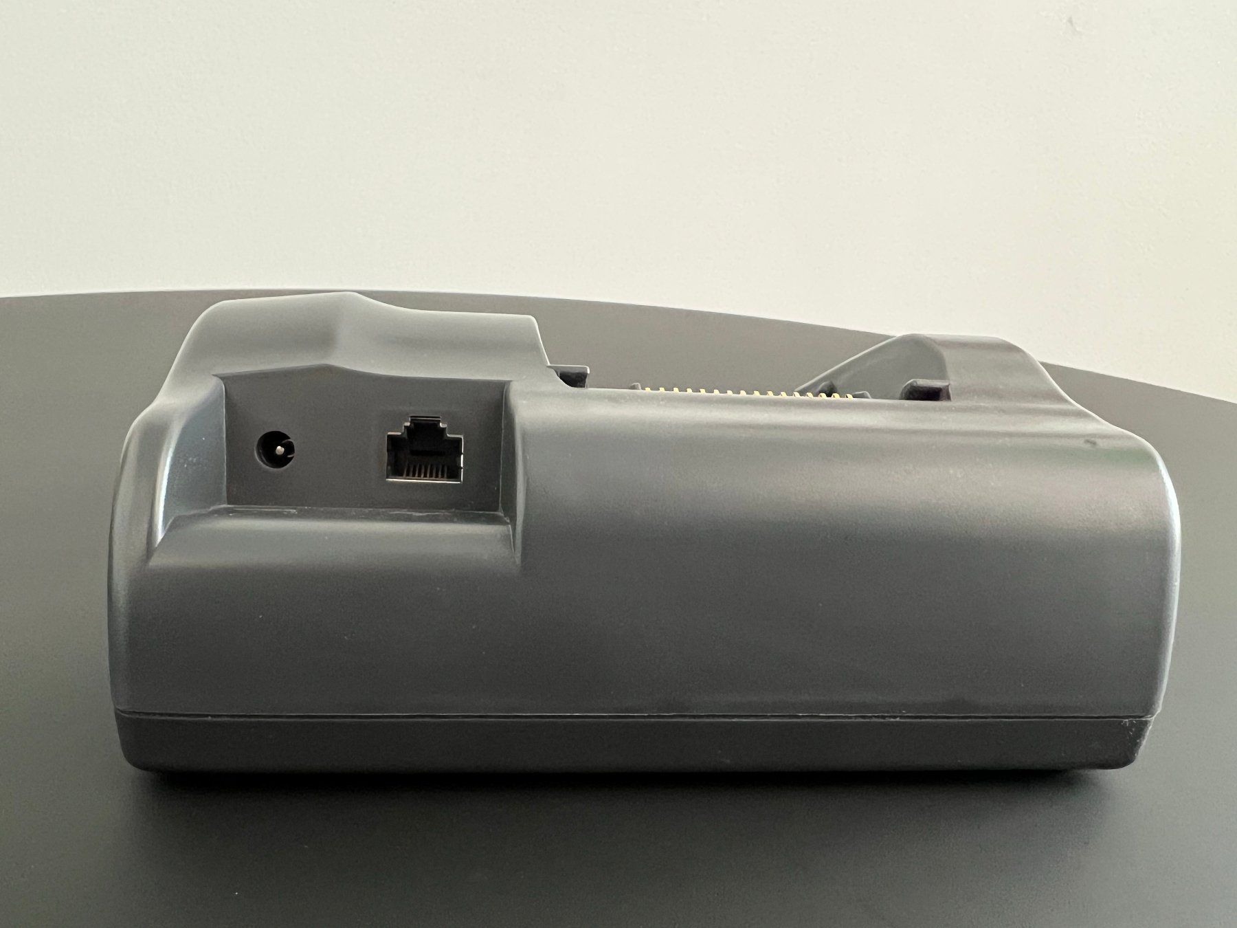 Zebra Caricatori & Batterie: Zebra Ethernet Cradle QLn-EC inkl. Netzteil & Kabel – Usato da Eschlikon TG venduto da Unterhalt_CS 4