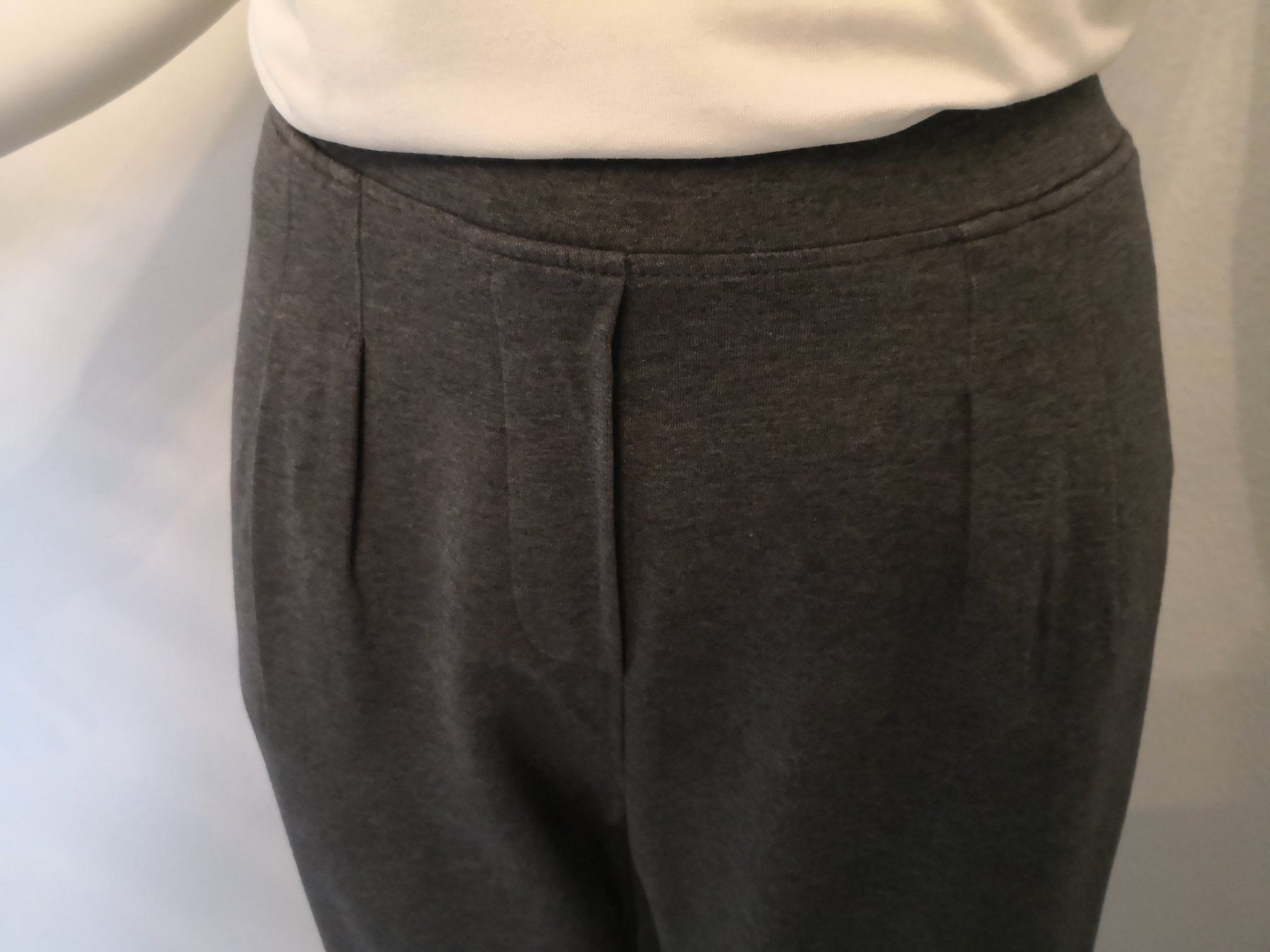 Tchibo Pantaloni: 🤩TCHIBO JOGGING-HOSE GRAU – Nuovo (secondo la descrizione) da Olten venduto da Naja-Twins-Twins 9