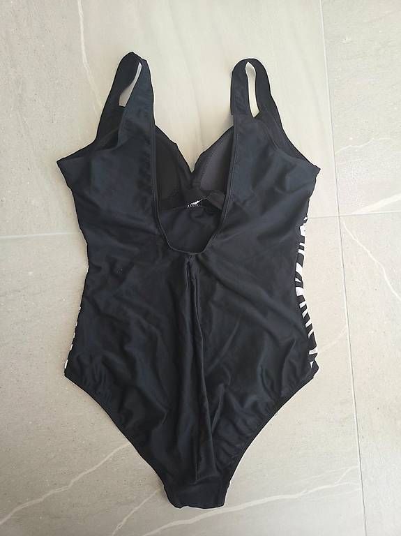 Costumi da bagno & Bikini: Badeanzug Bonprix – Nuovo (secondo la descrizione) da Wängi venduto da Bibo4. 2