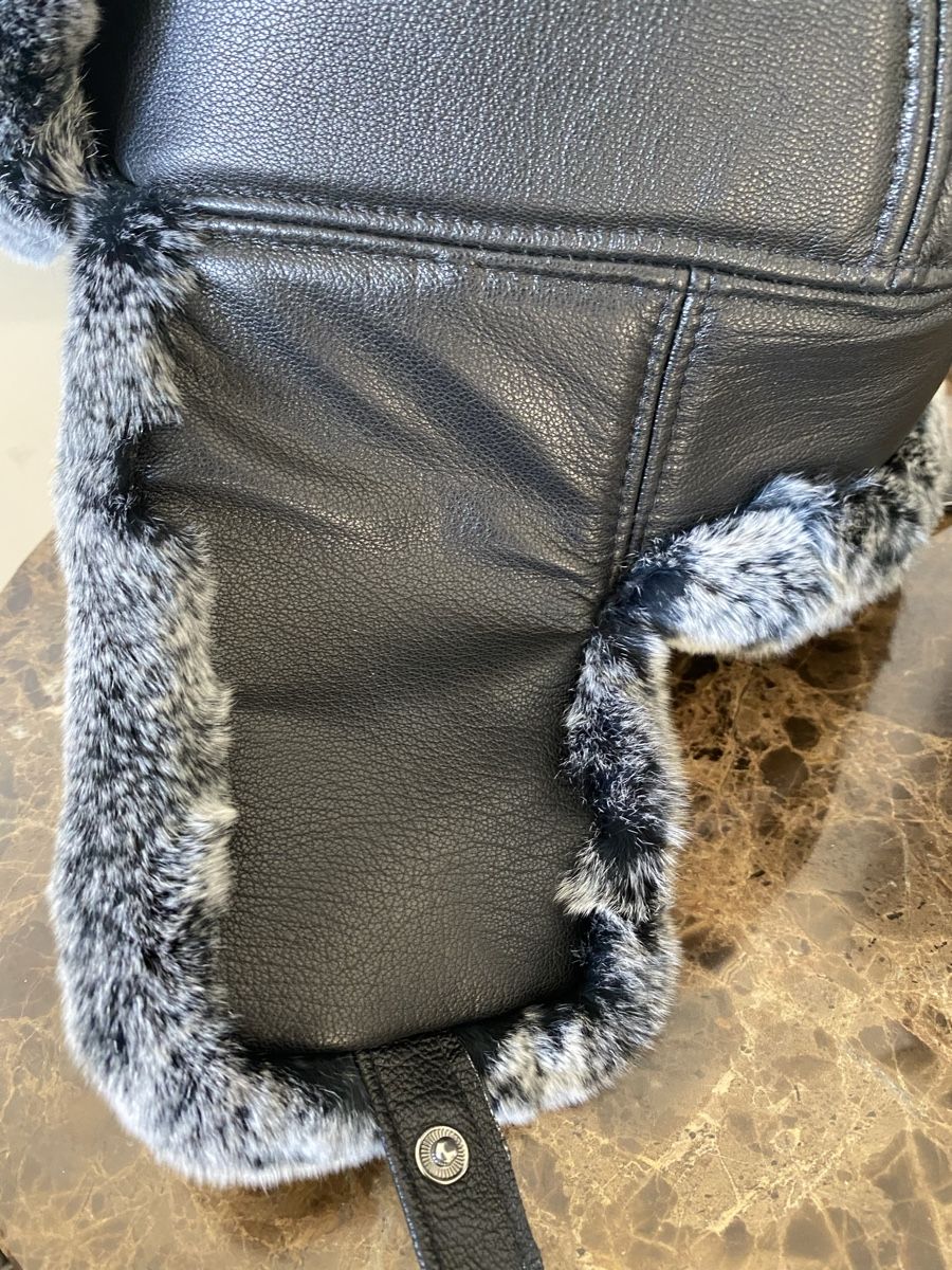 Copricapi, berretti & cappellini: Winter hat New – Nuovo e nell'imballaggio originale da Blonay venduto da art_7f87 7