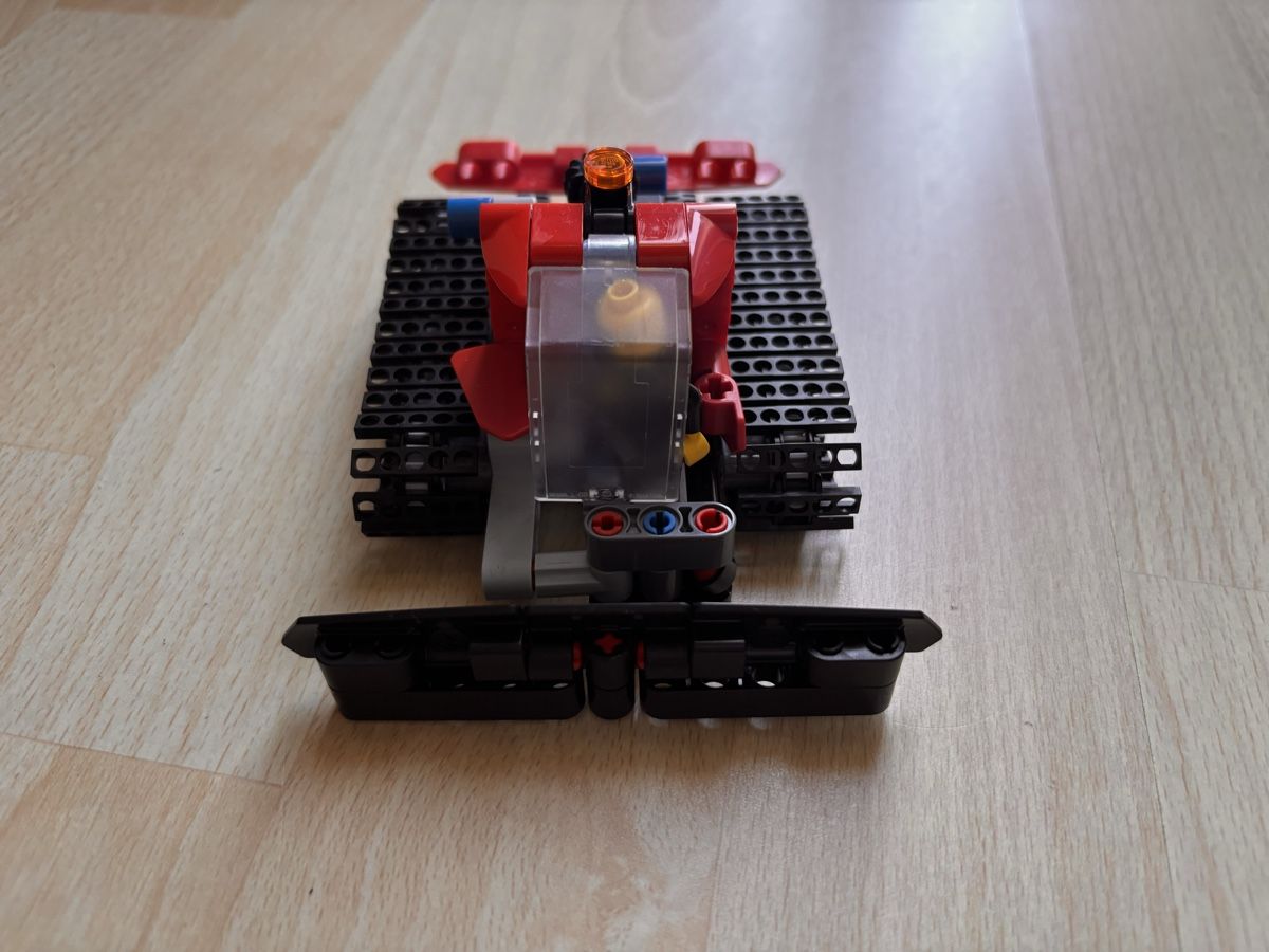Technics Kit di costruzioni: LEGO Technic 42148 Schneefahrzeug mit Anleitung – Usato da Dättlikon venduto da MC_FK 1