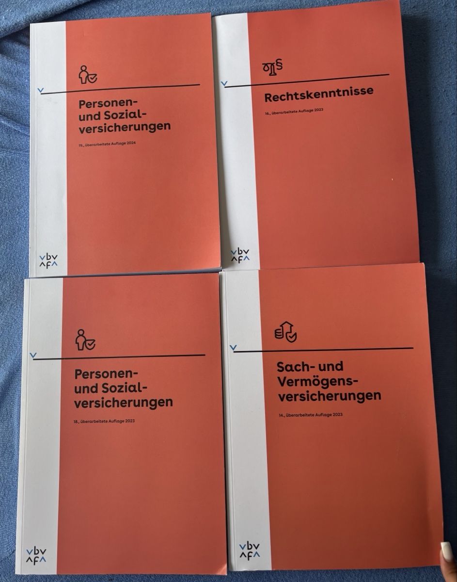 Bücher: VBV AfA Lehrbücher Versicherungen 4 Stk. – Neu (gemäss Beschreibung) aus Winterthur von ama_2m2y