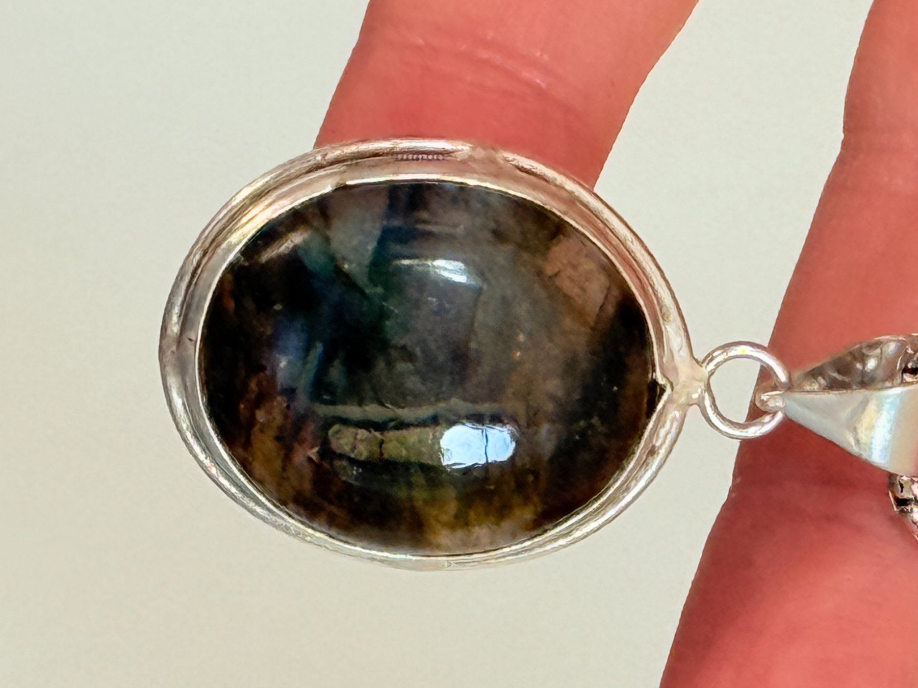 Catenine: Collier Labradorite✨ Pendentif Unique – Nuovo e nell'imballaggio originale da Genève venduto da AGBERG 8