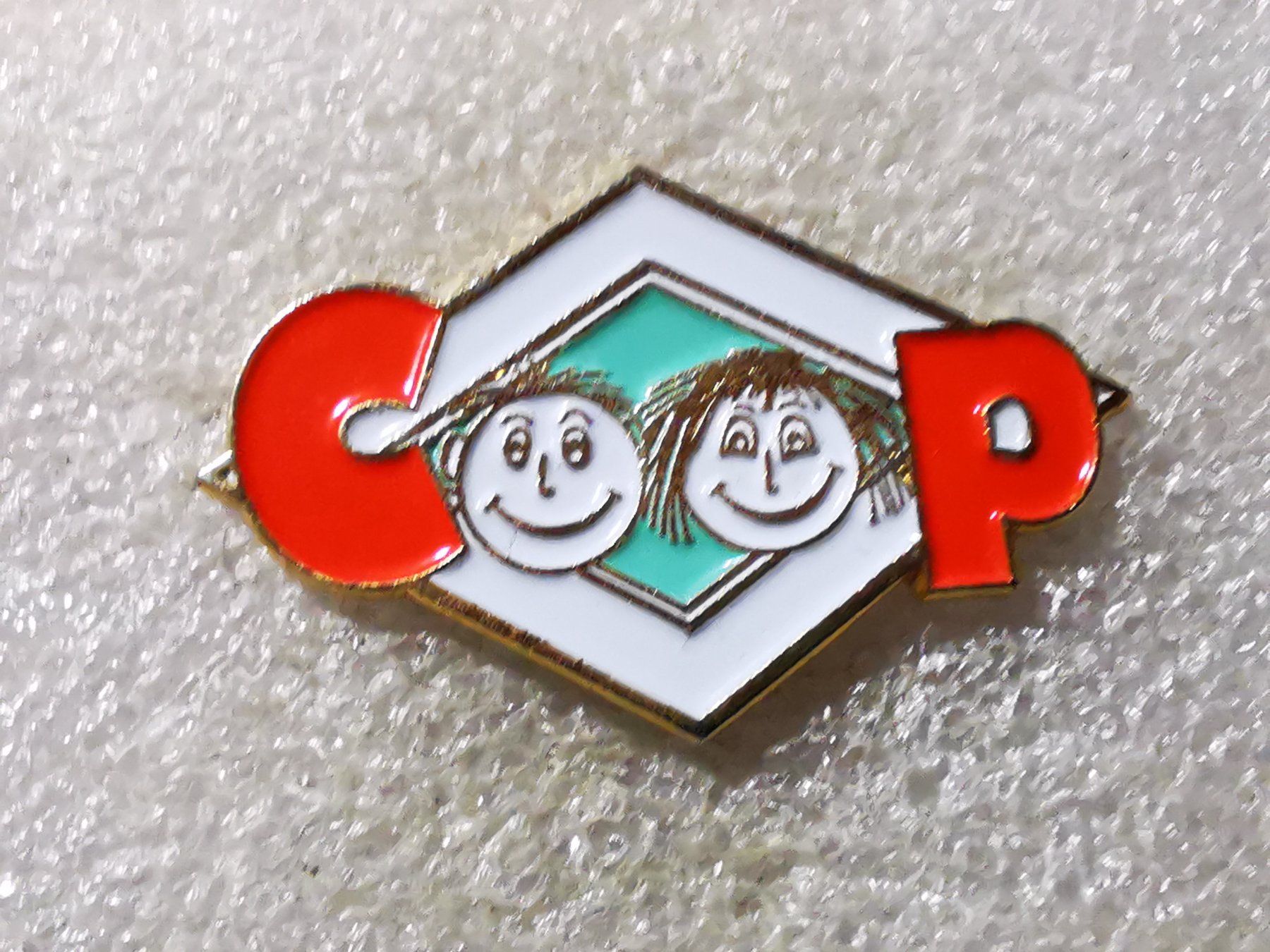 Placchette & Badge: Ansteckpin 17: Coop – Usato da Oppligen venduto da Pin-Fall-Shop