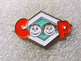 Ansteckpin 17: Coop