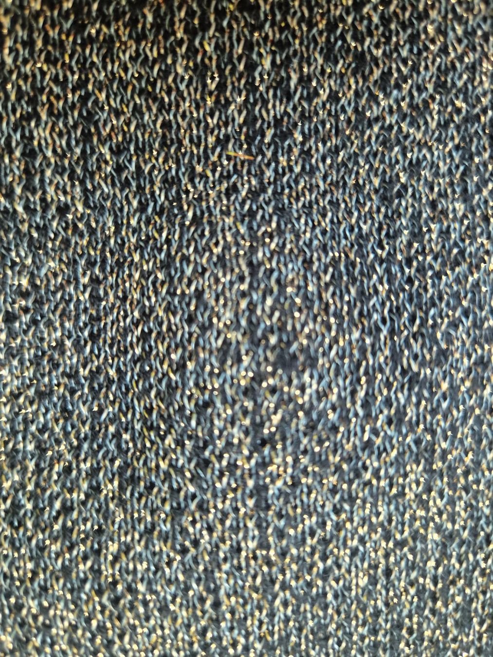 Maglioni & Felpe: Eleganter Pullover, schwarz mit Goldglimmer, Grösse M, NEU – Nuovo (secondo la descrizione) da Winterberg ZH venduto da Gemini63 6