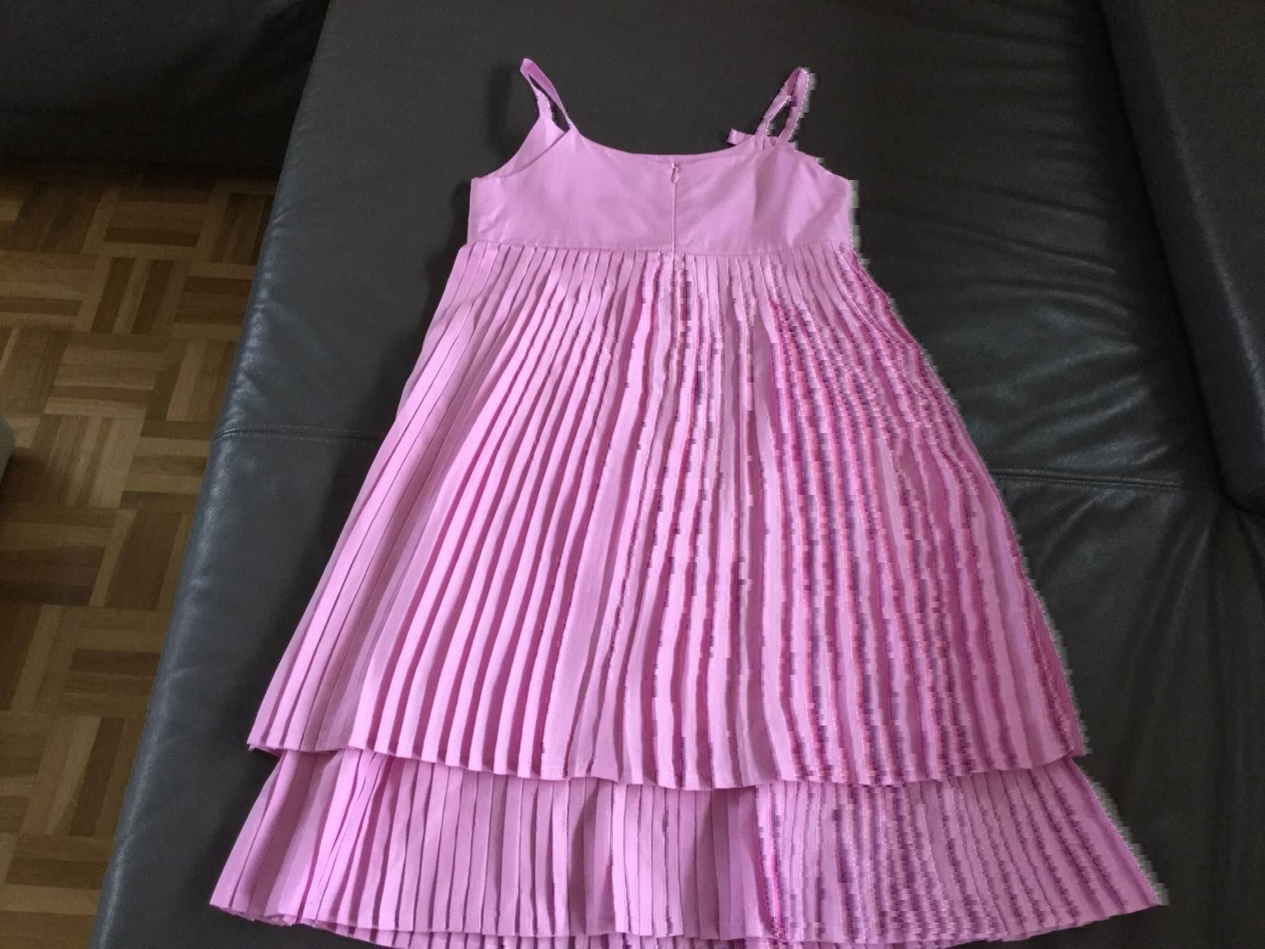 Vestiti & Gonne: edels Sommerkleid Grösse 134 – Usato da Horw venduto da Benny017 1