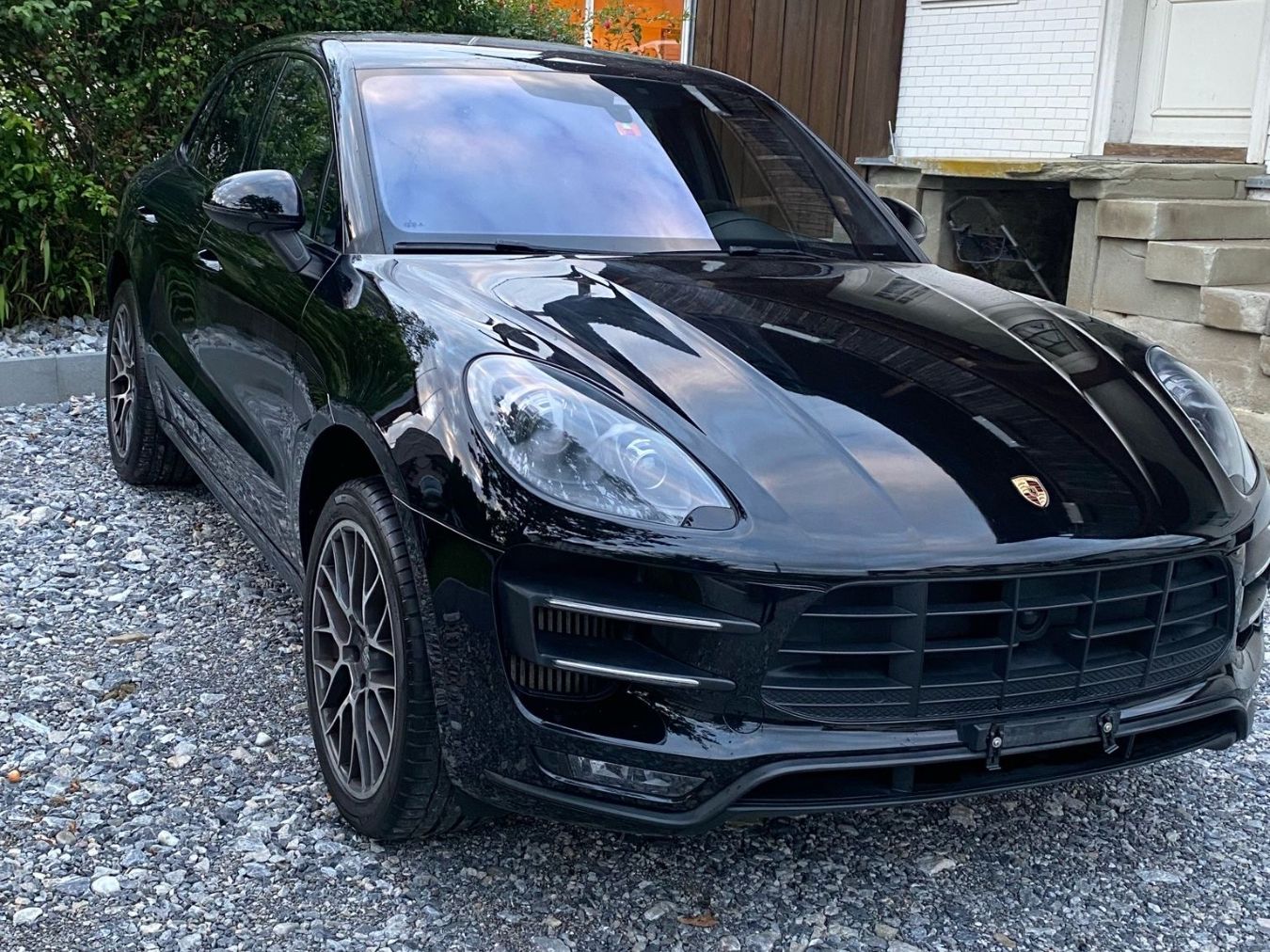 Porsche Autos: Porsche Turbo Macan 3.6 – D'occasion à Dielsdorf par edo_2kjr 2