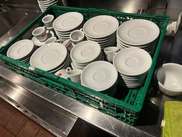 Kaffee Tassen und Unterteller Set weiss gebraucht