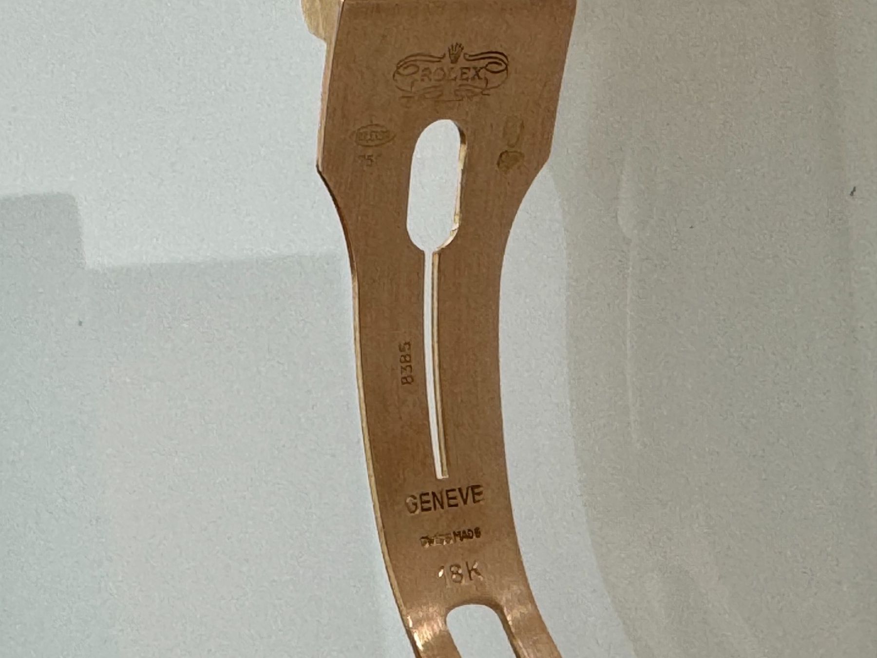 Rolex Orologi: Rolex Day-Date 18K Gold mit Brillianten – Usato da Uhwiesen venduto da fel_5ghs 5
