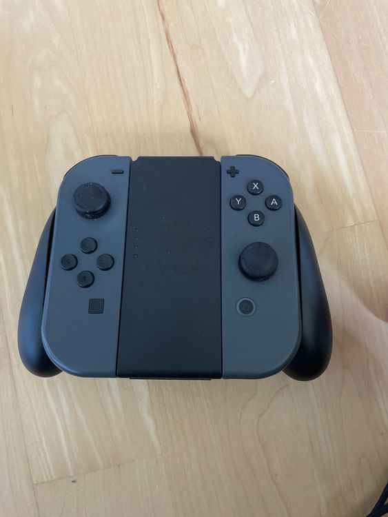 Nintendo Switch 2 Joycon Controller Grau inkl. Dock Kaufen auf Ricardo