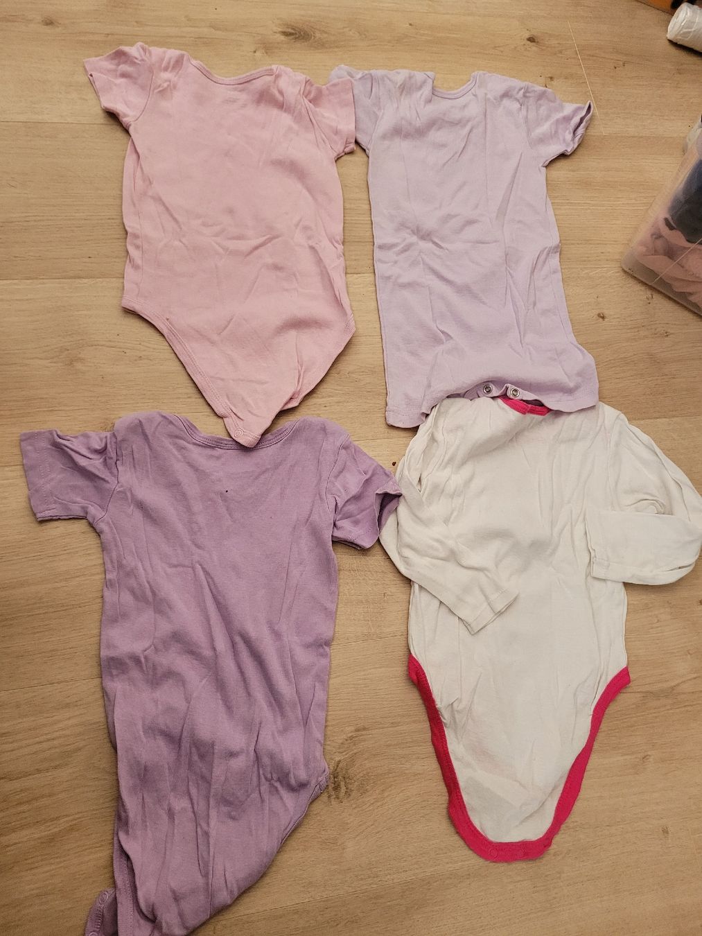 Biancheria intima: Bodies Gr. 86 – Usato da Lupsingen venduto da sta_wgg5 5