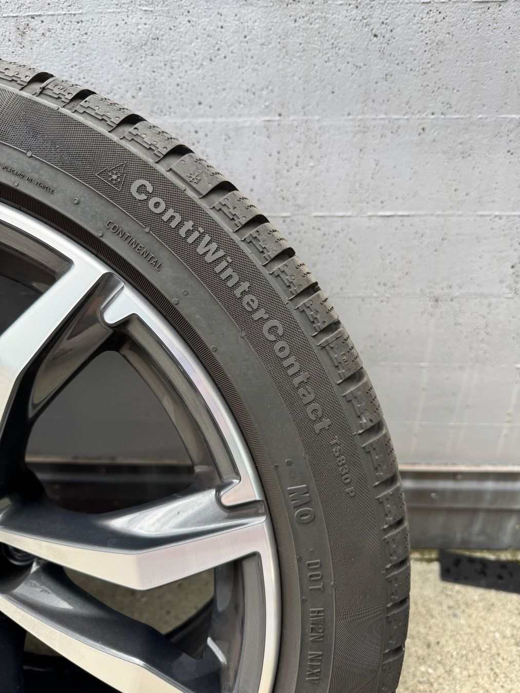 Continental Pneus & Roues: Räder zu verkaufen – D'occasion à Thusis par inf_hk95 1