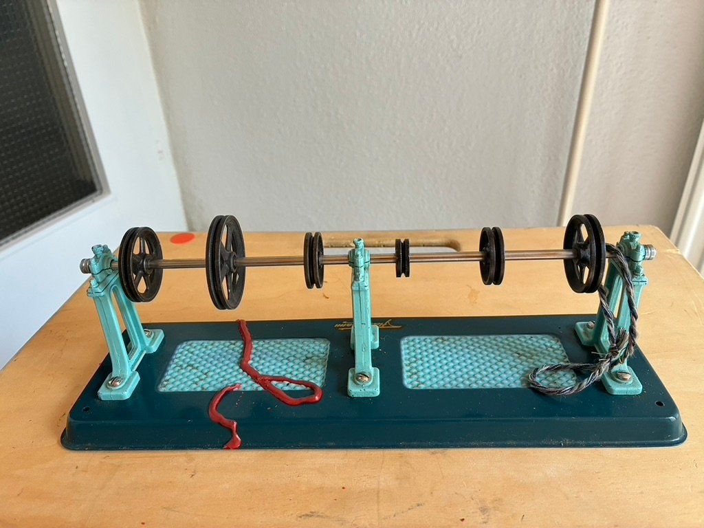 Kits de montage: Dampfmaschine mit Transmission – D'occasion à Uznach par Kas-Fri 8