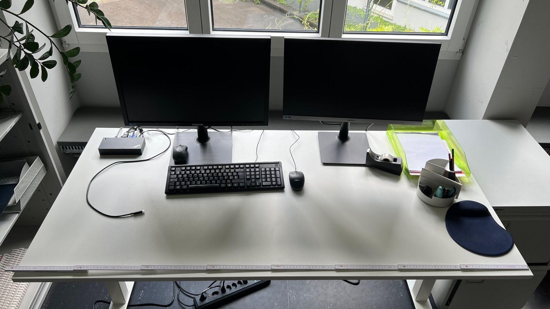 Scrivanie: Schreibtisch 160cm x 80cm – Usato da Remetschwil venduto da sin_g2pp 1