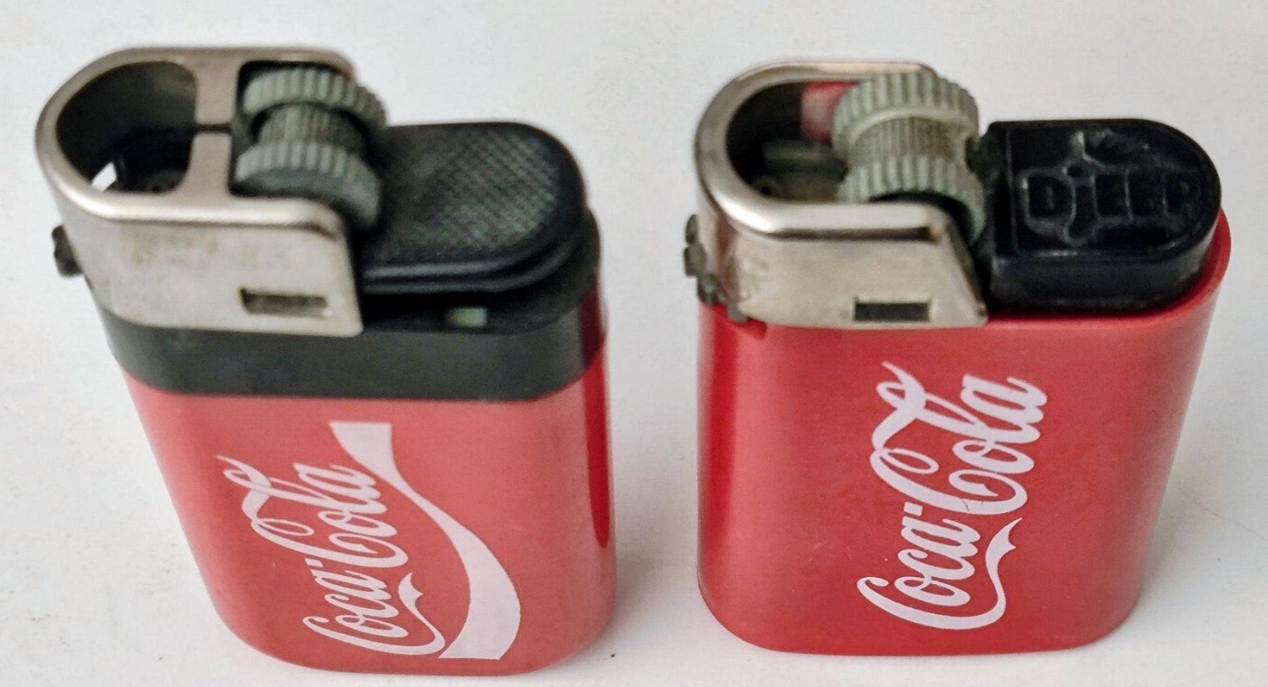 Briquets: 2 alte Coca-Cola Feuerzeuge – D'occasion à Pfäffikon ZH par Colacity 1