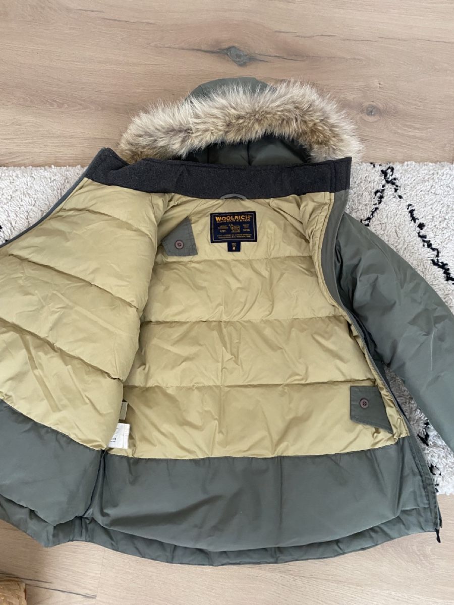 Woolrich Cappotti: Hochwertige Original Woolrich Daunenjacke Olive – Usato da Buchs ZH venduto da crazyhandbaggirl123 5