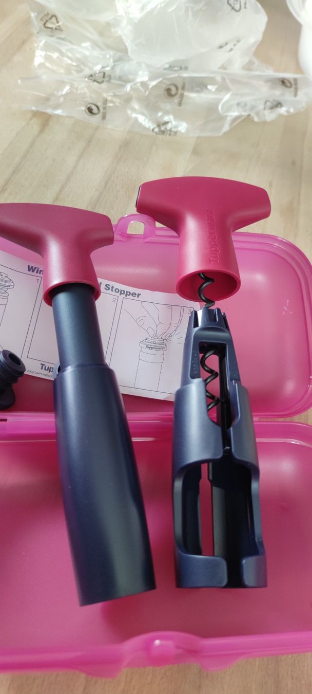 Apribottiglie & Tappi per chiusura: Tupper Weinset – Nuovo e nell'imballaggio originale da Schweizersholz venduto da fuchs06 1
