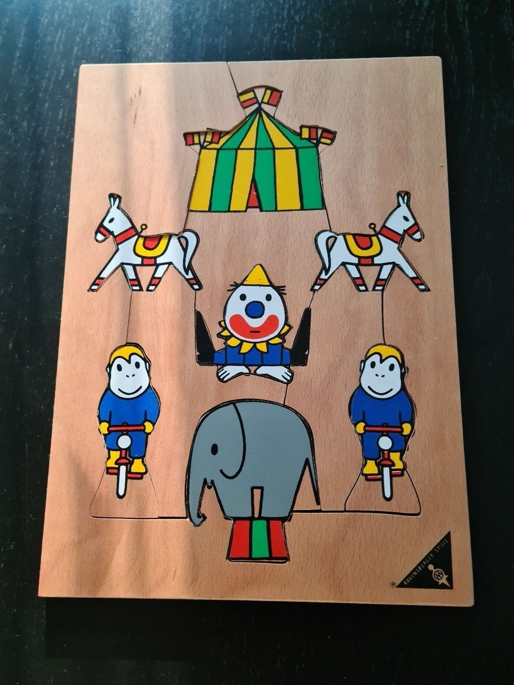 Ravensburger Puzzle: Einlegepuzzle "Zirkus" – Usato da Erstfeld venduto da Uhu1980