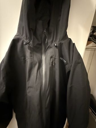 Wedze men’s waterproof ski jacket JKY 500