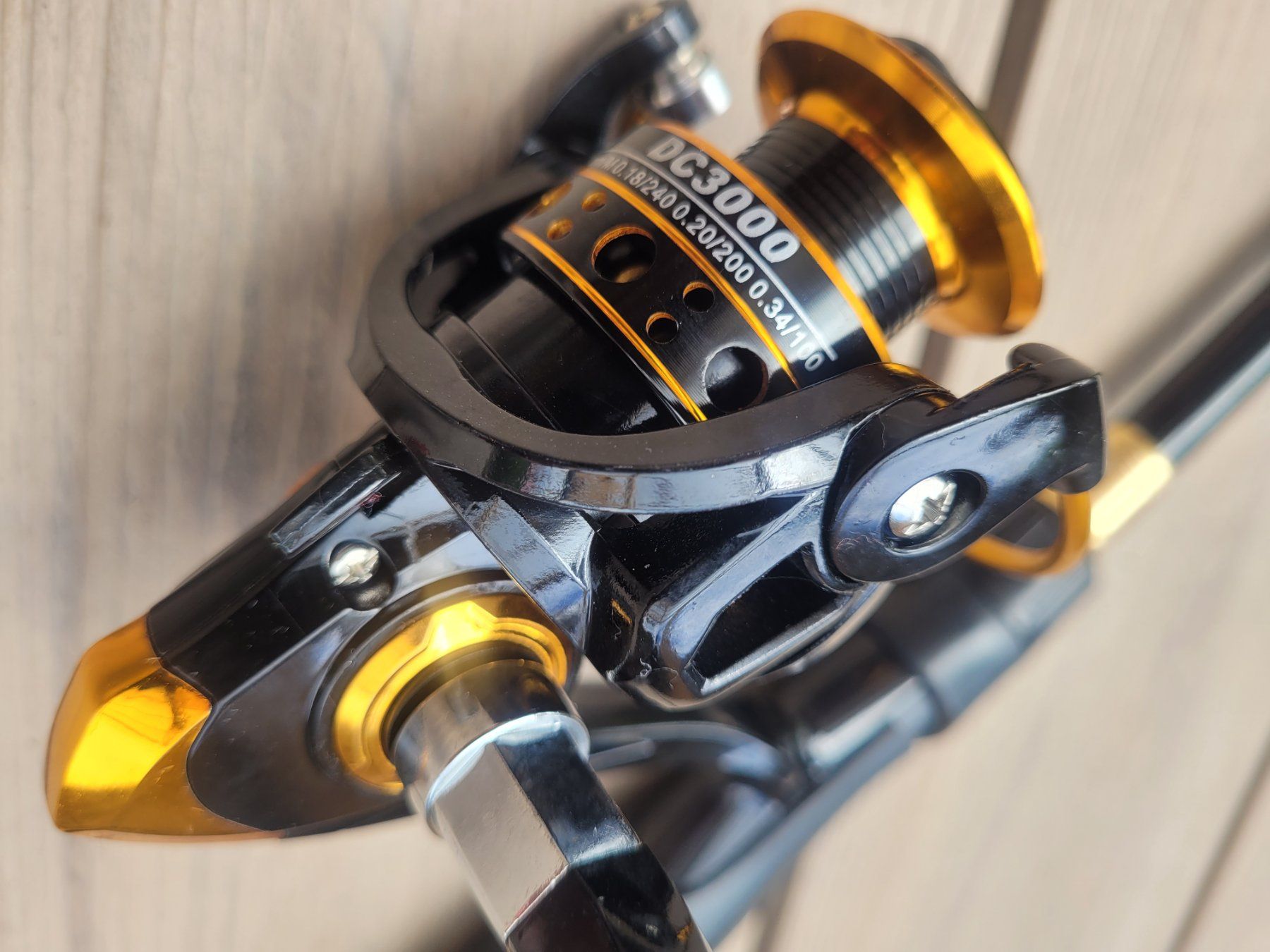 Canne da pesca: Gute Angelrute, Spinnrute, inkl Rolle 210cm – Nuovo e nell'imballaggio originale da Herzogenbuchsee venduto da Melissa110 1