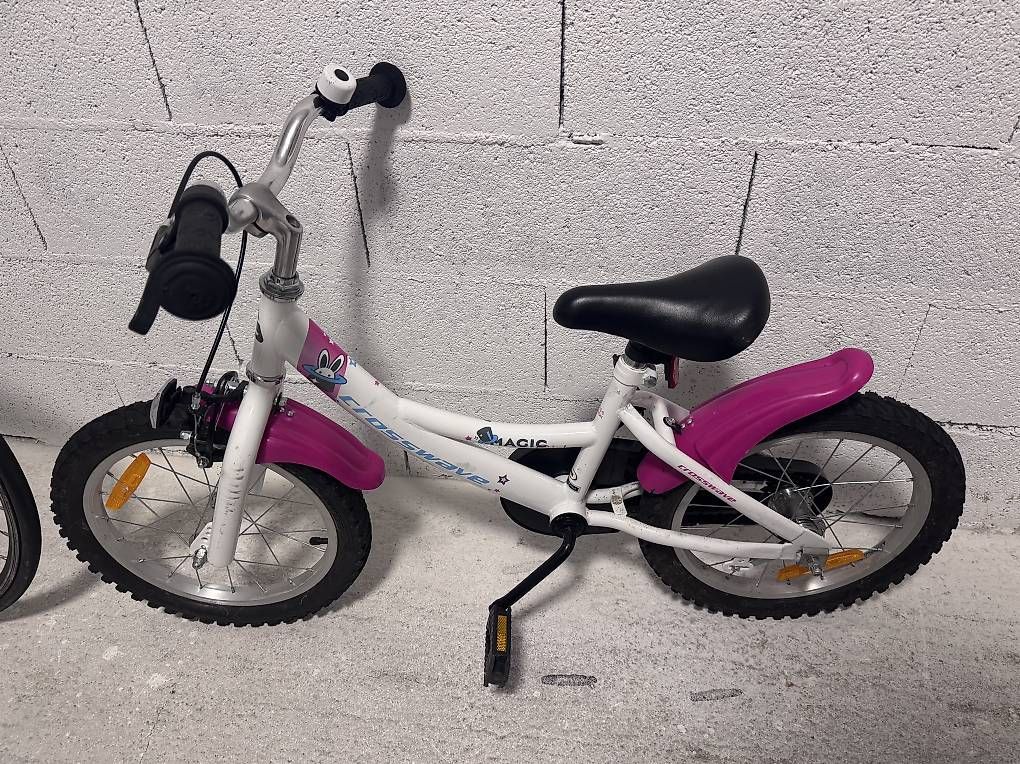 Biciclette: Vélo enfant + petites roues – Usato da genève venduto da sab_phx8