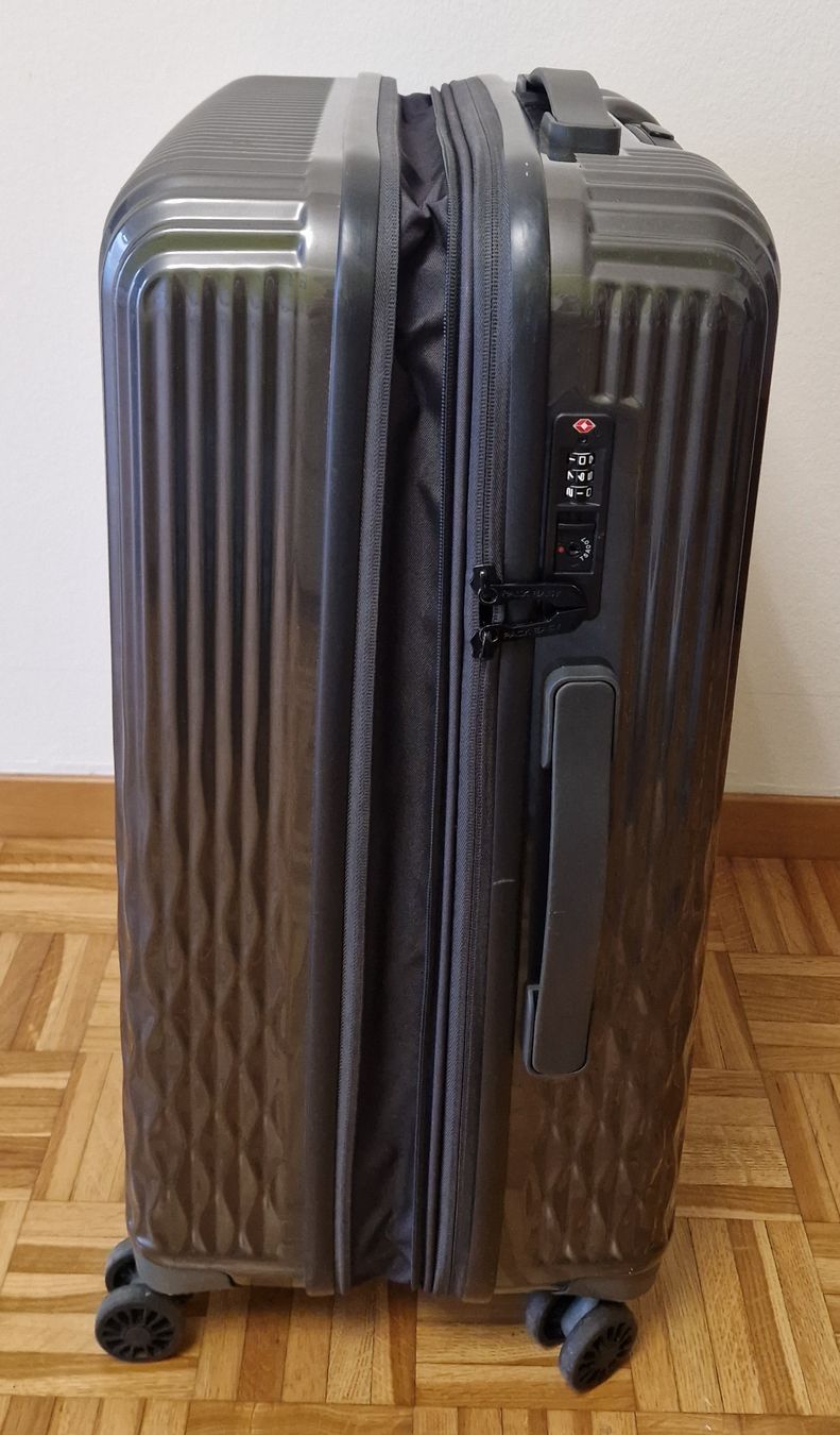 Valigie: PackEasy Flow Trolley / Reisekoffer – Usato da Zug venduto da Pinche0 1