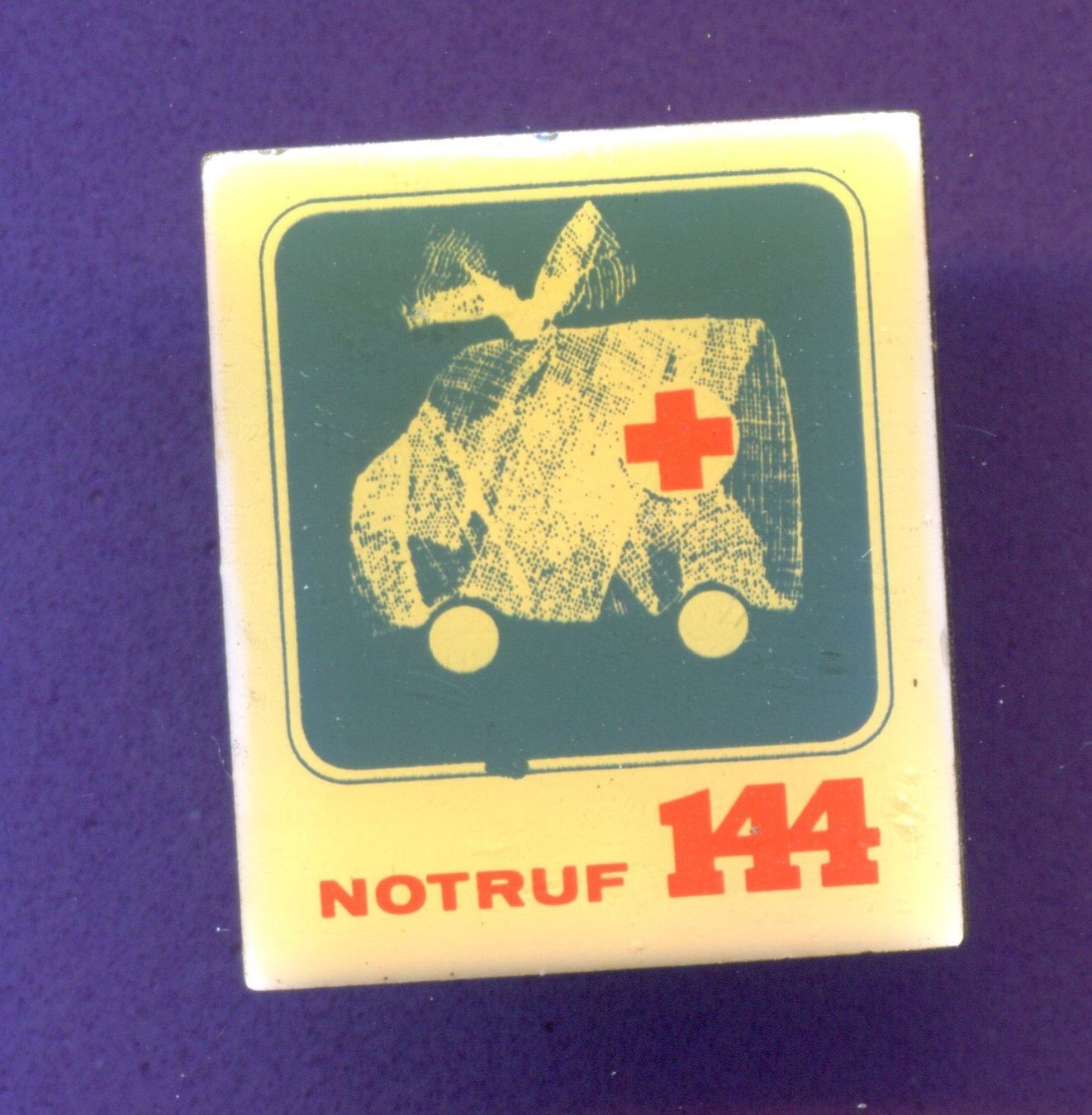 Placchette & Badge: Feuerwehr  NOTRUF 144 – Usato da Winterthur venduto da Sammleroase