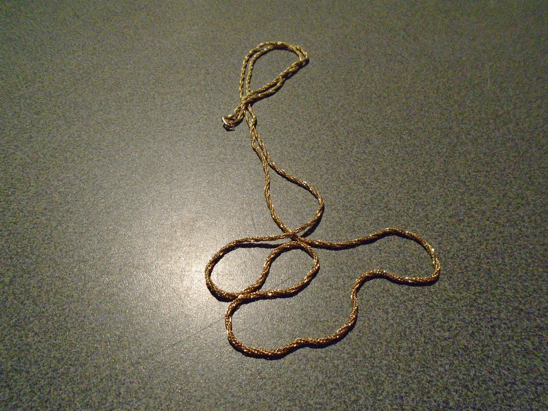 Catenine: Kette goldfarbig, gedreht – Usato da Zürich venduto da abraxas1291