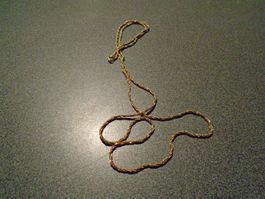 Kette goldfarbig, gedreht