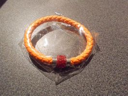 Armband orange hell, rote Steinchen