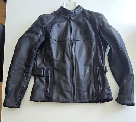 Triumph Damen Lederjacke Gr. L, schwarz, top Zustand/wie neu