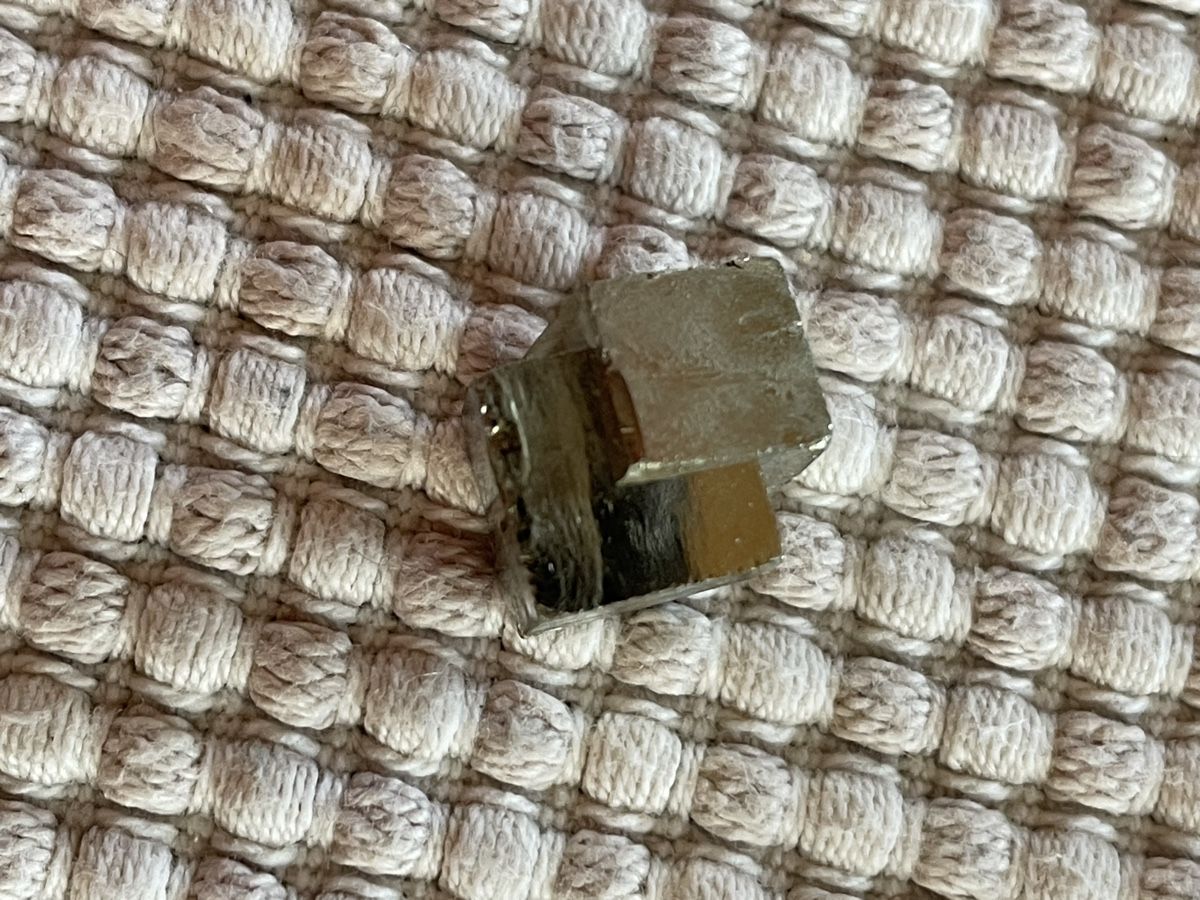 Mineralien & Heilsteine: Pyrit – Gebraucht aus Rümlang von resale35 2